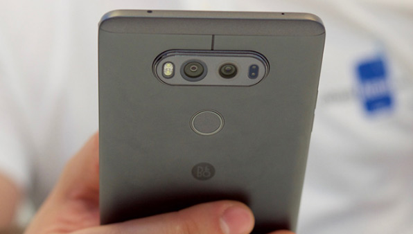 LG V20