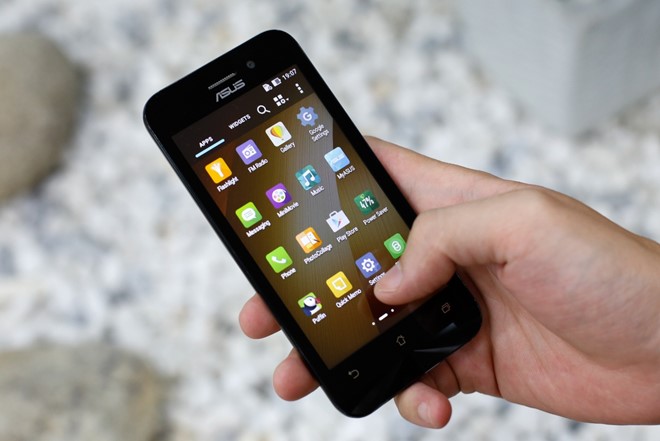 Thay màn hình Asus ZenFone Go