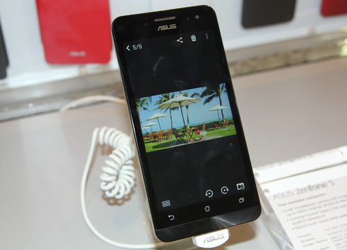 Thay màn hình Asus ZenFone 5