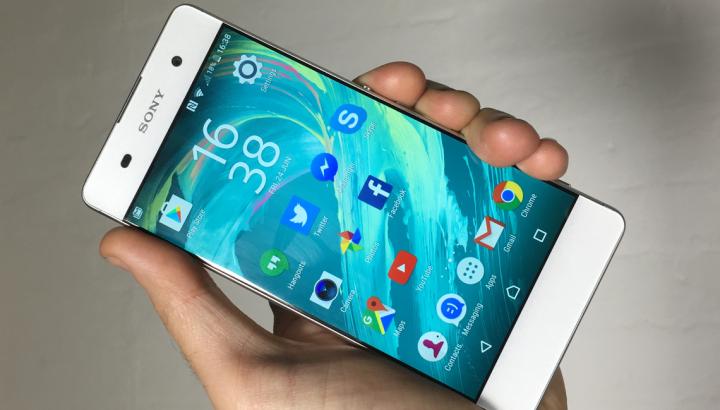 Thay màn hình Sony Xperia XA