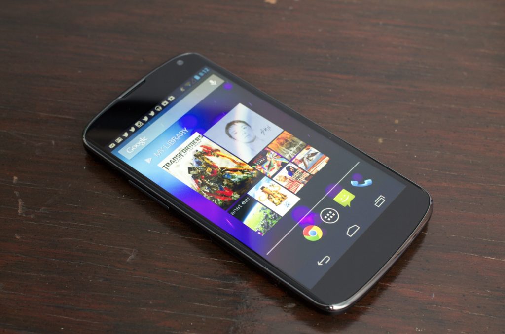 Thay màn hình Nexus 4