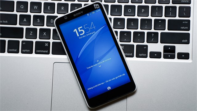 Thay màn hình Sony Xperia E4