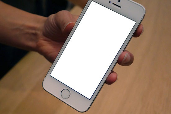 iphone 6 bị trắng màn hình