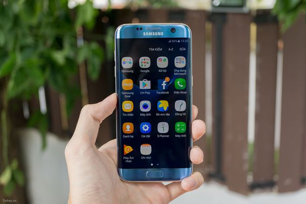 màn hình Galaxy S7 Edge bị loạn cảm ứng