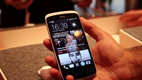 Thay màn hình HTC Desire 500