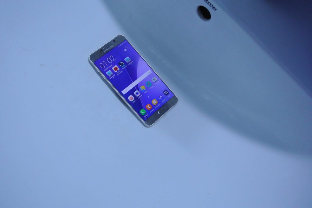 Khắc phục Samsung Galaxy Note 5 vô nước
